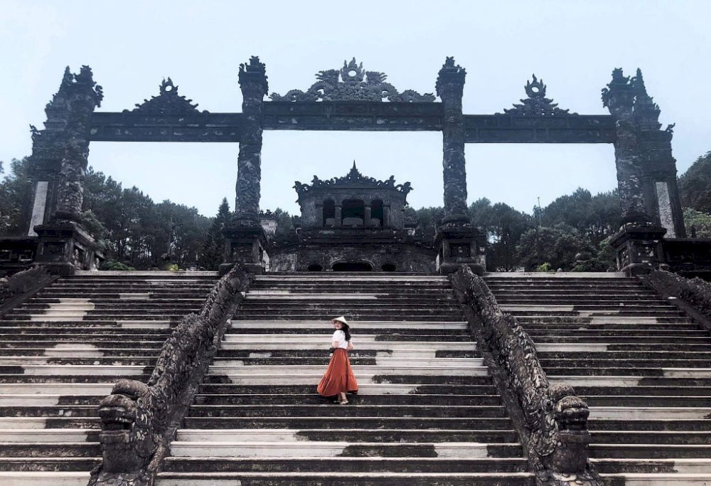 Most travelers are immediately struck by the gate's imposing presence and the symbolic significance of beginning their ascent here